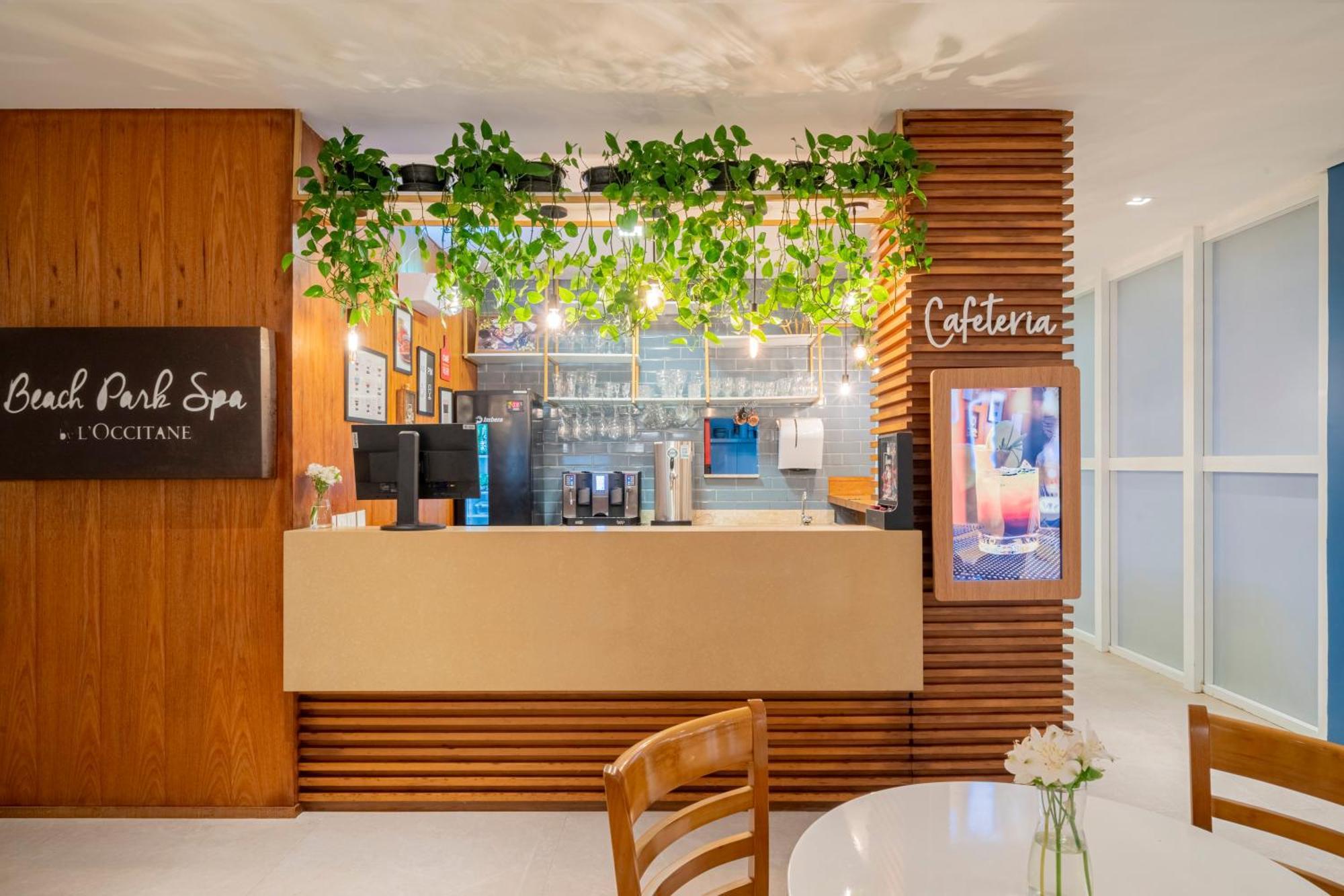 Beach Park Resort - Wellness อากีราซ ภายนอก รูปภาพ